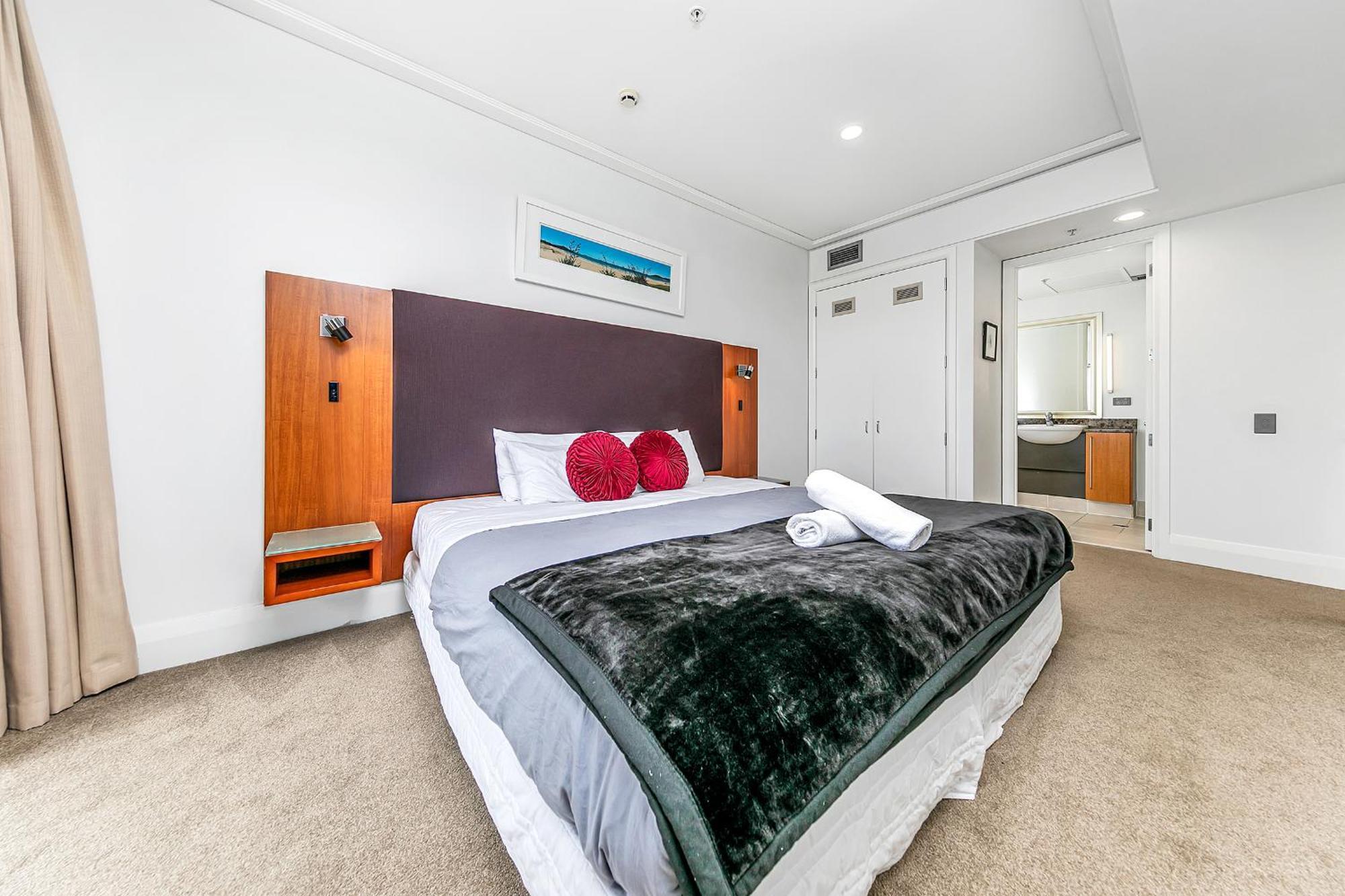 Sophisticated Spacious Apt W Stunning Harbour View Auckland Eksteriør billede