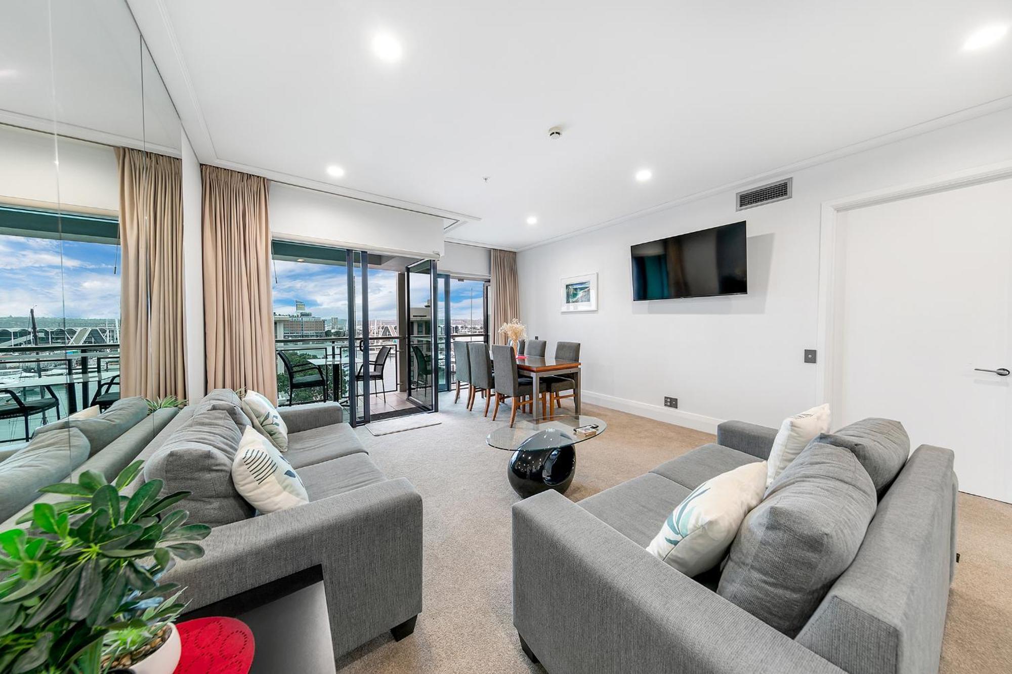 Sophisticated Spacious Apt W Stunning Harbour View Auckland Eksteriør billede